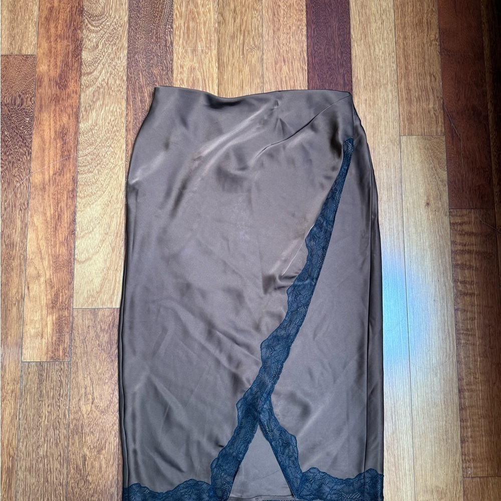 Joie | Elegant brown and black lace trim skirt size 10
